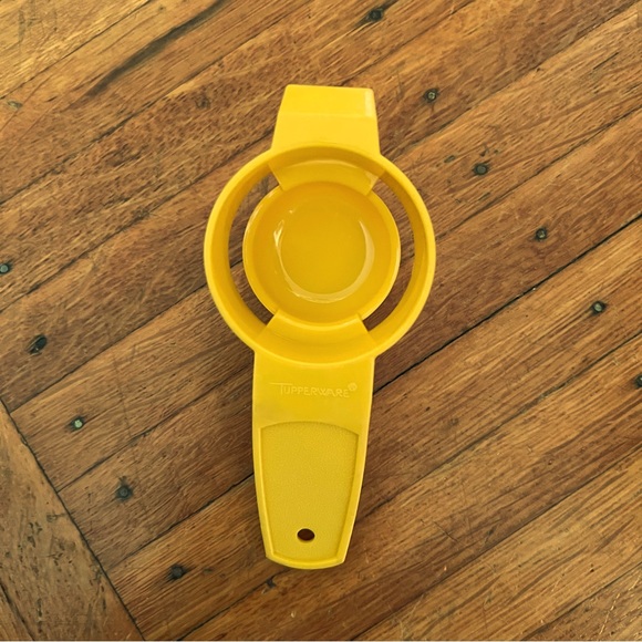 Tupperware Kitchen Vintagetupperware Yolksters Egg Separator In